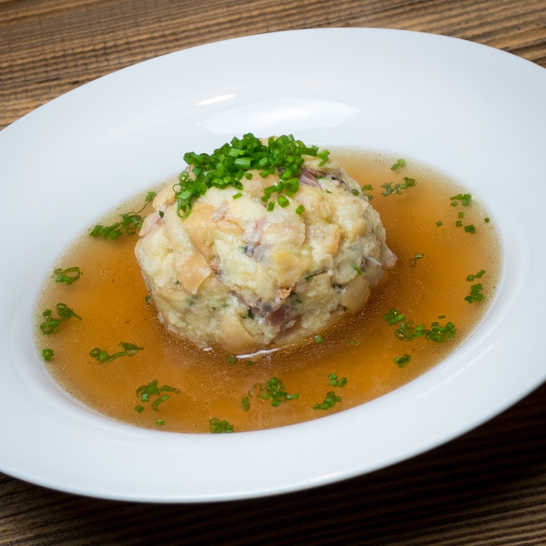 Speckknödel - Eggenhof | Bio-Bergbauernhof Speckknödel - Eggenhof | Bio-Bergbauernhof