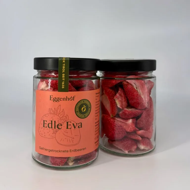 Gefriergetrocknete Erdbeeren „Edle Eva“ im Glas vom Eggenhof