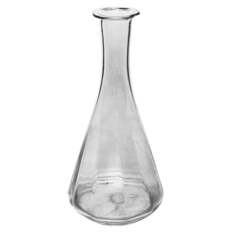 Historische Glasflasche für Edelbrand – Symbol für die Brenntradition am Eggenhof in Tirol
